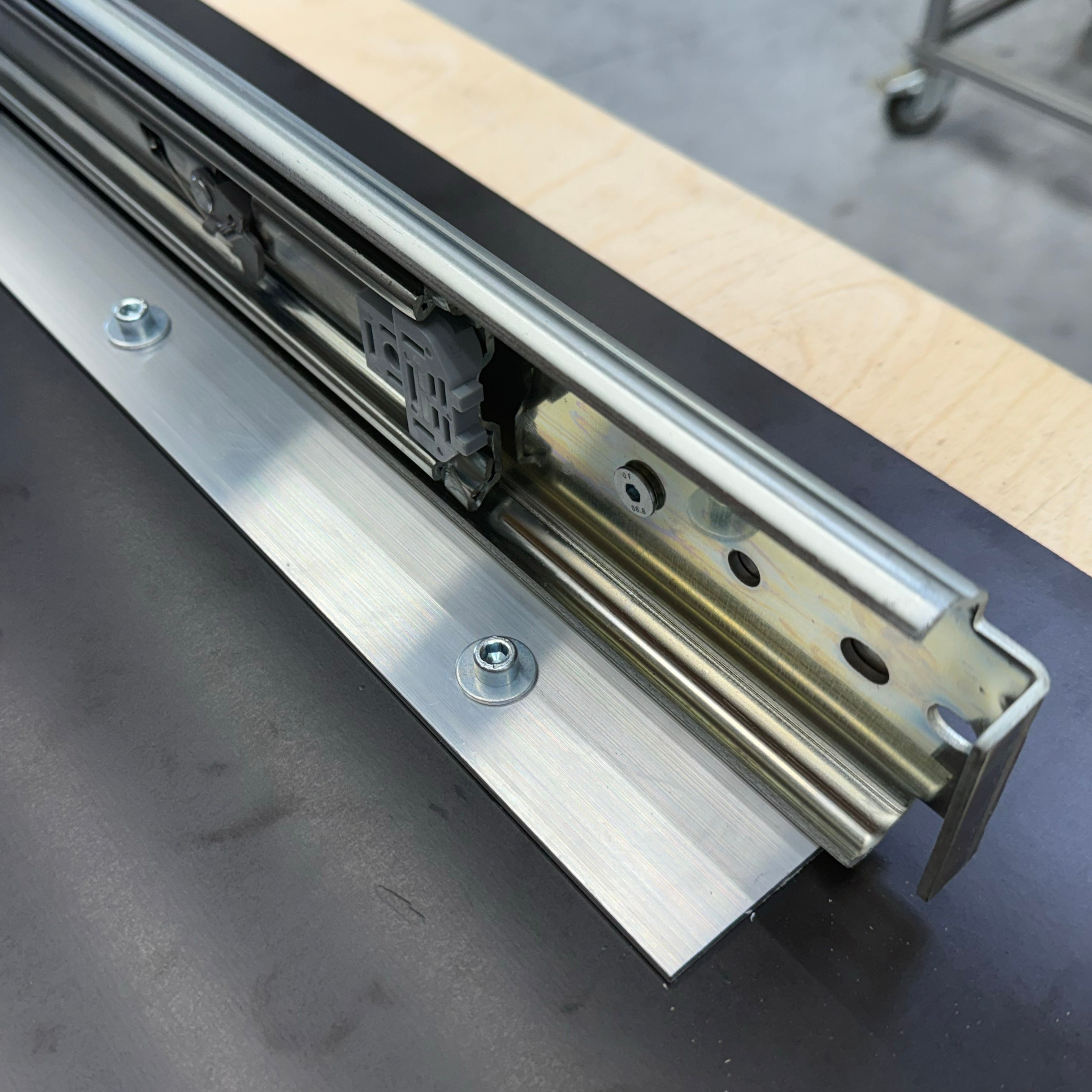 Tiroir arrière DIY Eurobox variantes XS-XXL 400mm-1800mm