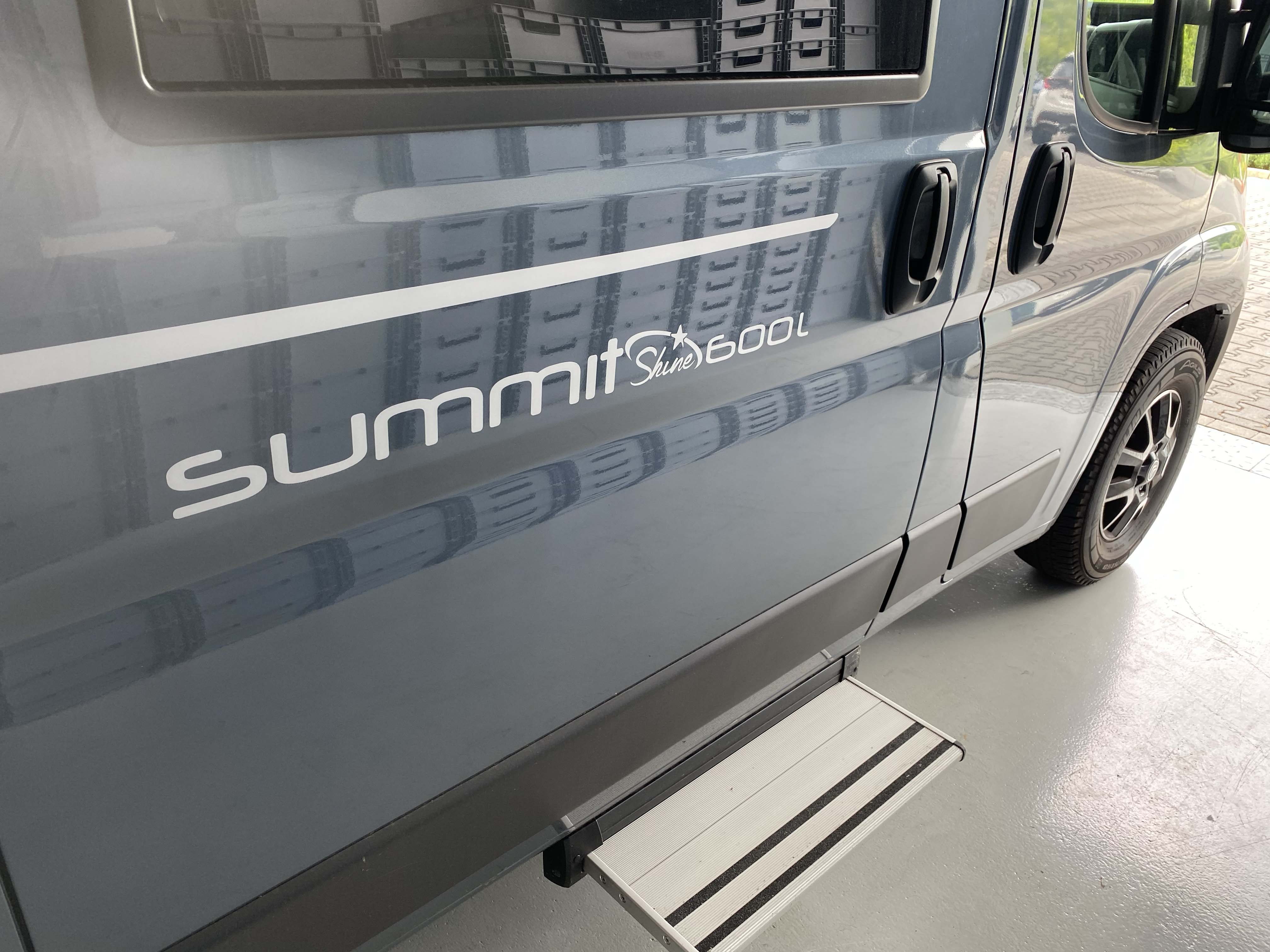 Achteruitbreiding 2 verdiepingen Pössl Summit Shine 600L